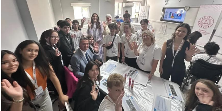 BODRUM’DA ERASMUS+ HAREKETLİLİĞİ: ALMAN ÖĞRENCİ VE ÖĞRETMENLER MİSAFİR EDİLİYOR