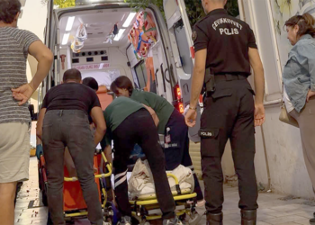 Bodrum’da Evinde Hareketsiz Bulunan Kadın Hastaneye Kaldırıldı