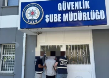 MUĞLA’DA ATATÜRK BÜSTÜNÜ SÖKEN ŞÜPHELİ YAKALANDI
