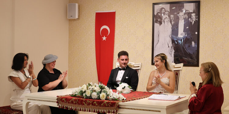 Turgutreis’te Nikâh Hizmetlerine Yoğun İlgi
