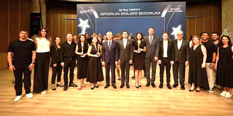 Bahçeşehir Koleji Bodrum Kampüsü “Sporun Enleri Bodrum 2026”da Üç Ödül ile zirvede!