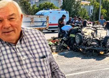 Yaşlı adam ve kaza yerindeki ters dönmüş araç.