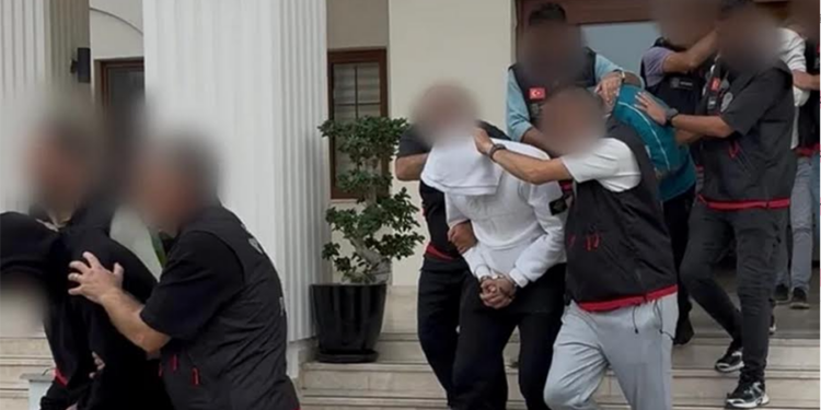 FUHUŞ OPERASYONUNDA 4 ŞÜPHELİ TUTUKLANDI