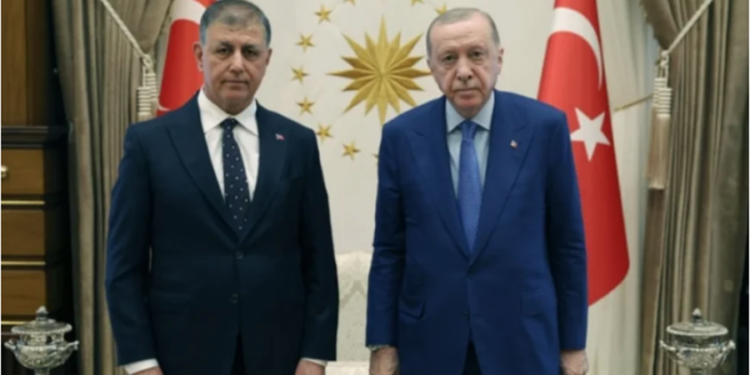 SON DAKİKA..İZMİR BÜYÜKŞEHİR BELEDİYE BAŞKANI CEMİL TUGAY SON KARARINI VERDİ, AK PARTİYE GEÇİYOR