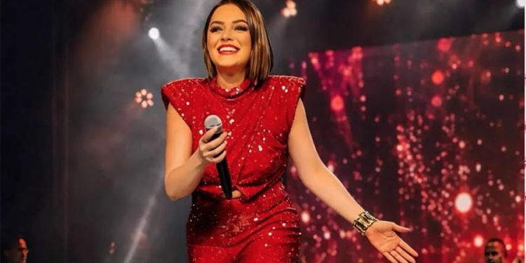 REYHAN KARACA İYİLİK ATÖLYESİ YARARINA BODRUM’DA SAHNE ALACAK