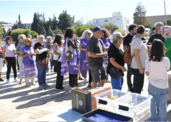 DİDİM’DEN GUINNESS DÜNYA REKORU!BİNLERCE KİŞİ ZEYTİNYAĞI’NA KATILDI