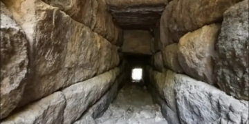 MİLAS’TA BİNLERCE YILLIK SU TAHLİYE KANALI ORTAYA ÇIKTI!