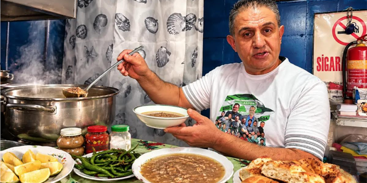 Türkiye’de çatalla içilen çorba! Muğla’da 50 yıllık esnaf geleneği yaşatıyor