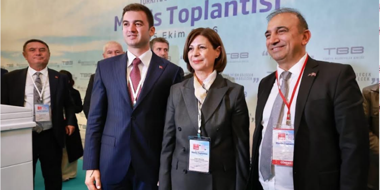 Mandalinci’den TBB Başkanvekili Seçilen Ayşe Ünlüce’ye Tam Destek!