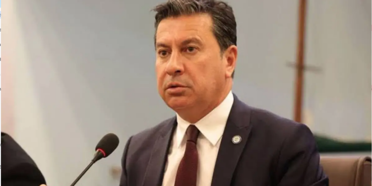 Ahmet Aras yarın Yeni Parti Muğla İl Kongresine mi gidiyor?