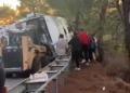 MARMARİS’TE D MARİS OTELİN PERSONEL SERVİSİ DEVRİLDİ: 14 YARALI