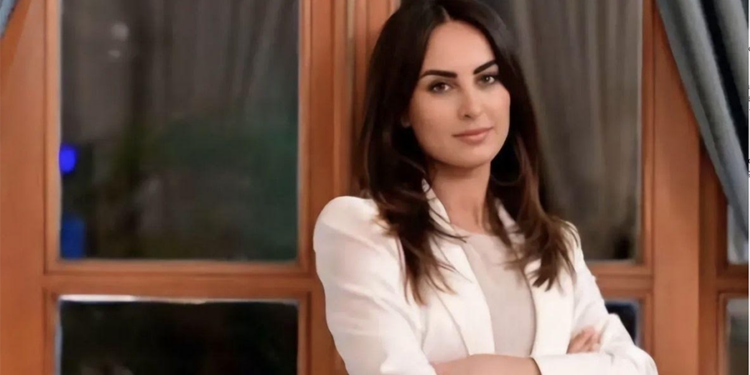 CHP’den İstifa Eden Asuman Gülsoy AK Parti’ye Geçti!