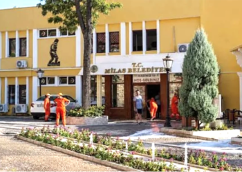 Muğla Valiliği Milas Belediyesi’nden çıkan silahları açıkladı