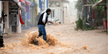 BUGÜN GELİYOR… BODRUM VE MUĞLA’YA ŞİDDETLİ YAĞIŞ UYARISI! SEL, SU BASKINI VE HORTUM RİSKİNE DİKKAT