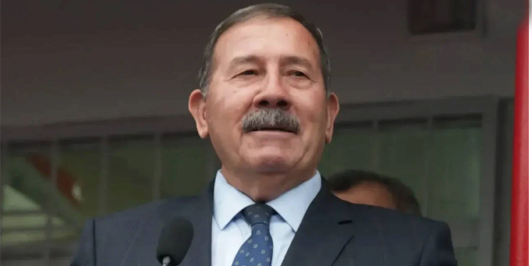 MİLAS BELEDİYE BAŞKANI FEVZİ TOPUZ GÖREVİNDEN UZAKLAŞTIRILDI