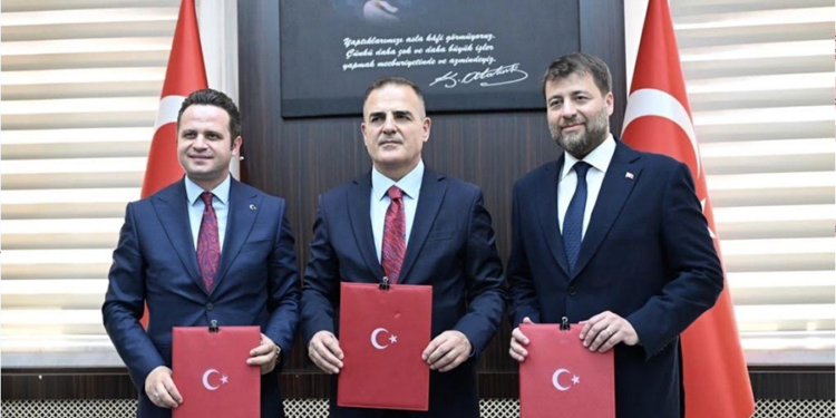 Fethiye’ye Yapılacak 20 Derslikli Okul, Temeli Atılmadan ‘Fonzede’ Oldu!