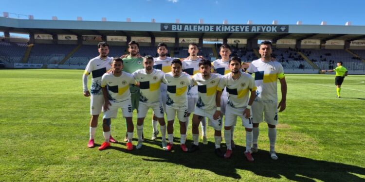 Turgutreisspor Afyon’da Direndi, Puanı Tek Golle Kaçırdı