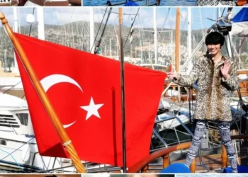 Çinli Manken Huang Zheng Bodrum’da Hem İş Hem Tatil Yaptı: Çinli Turistler İçin Gönüllü Elçi Oldu